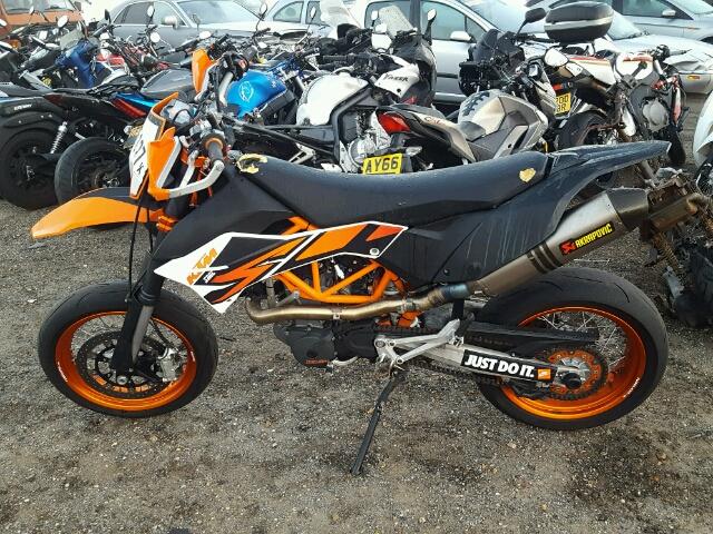 motorcycle-wreckers-perth.jpg motorcycle-wreckers-perth.jpg